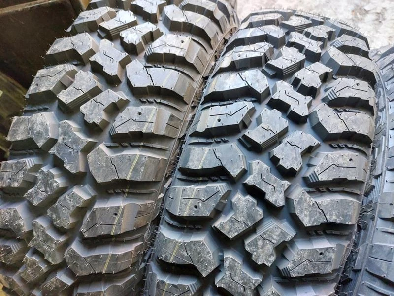 Гуми Всесезонни 225/75R16, снимка 2 - Гуми и джанти - 36801581