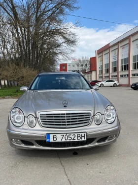 Mercedes-Benz E 320, снимка 2