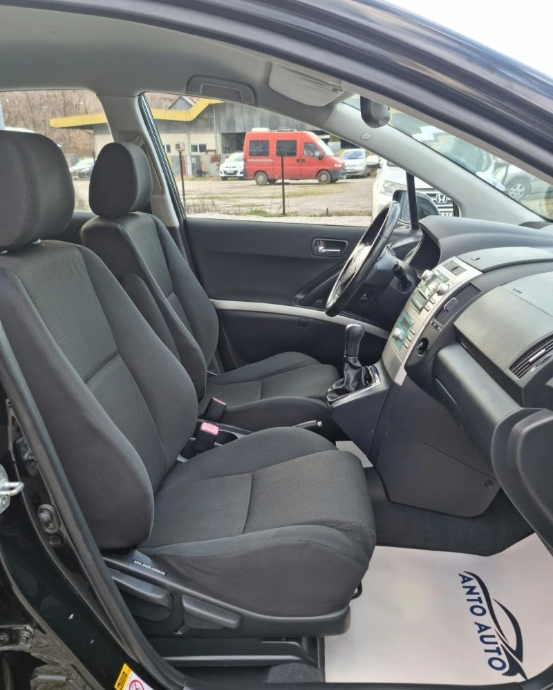 Toyota Corolla verso 1.8 VVT-i, снимка 10 - Автомобили и джипове - 39220191