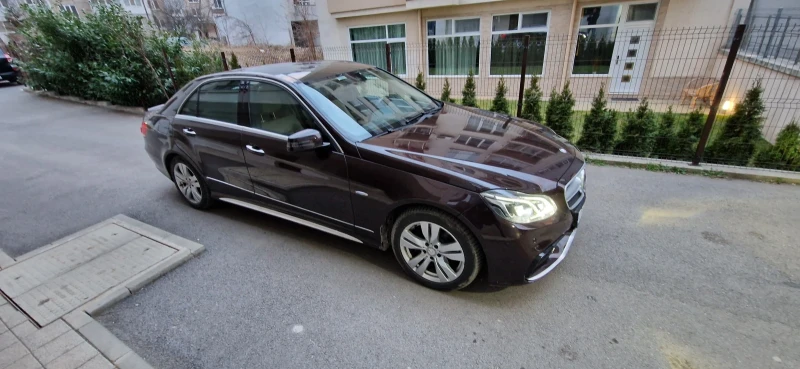 Mercedes-Benz E 350 4matic, снимка 6 - Автомобили и джипове - 47722830