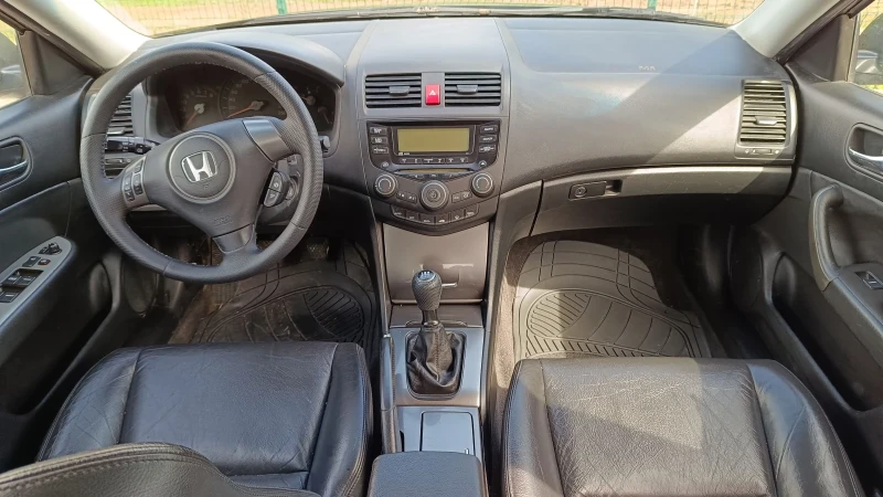 Honda Accord Испания, без корозия с катализатор , снимка 14 - Автомобили и джипове - 52493663