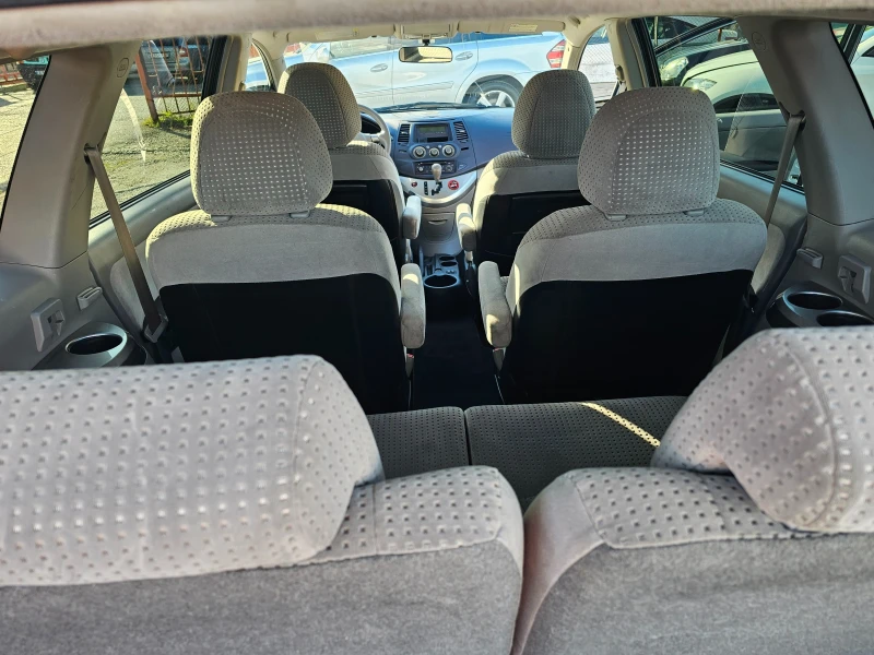 Mitsubishi Grandis 2.4I AUTOMAT, снимка 11 - Автомобили и джипове - 50337067