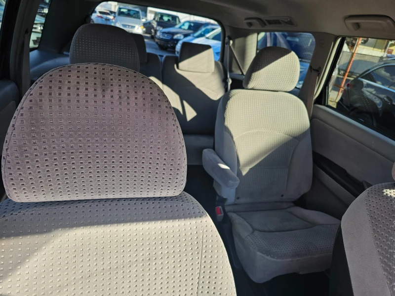 Mitsubishi Grandis 2.4I AUTOMAT, снимка 10 - Автомобили и джипове - 50337067