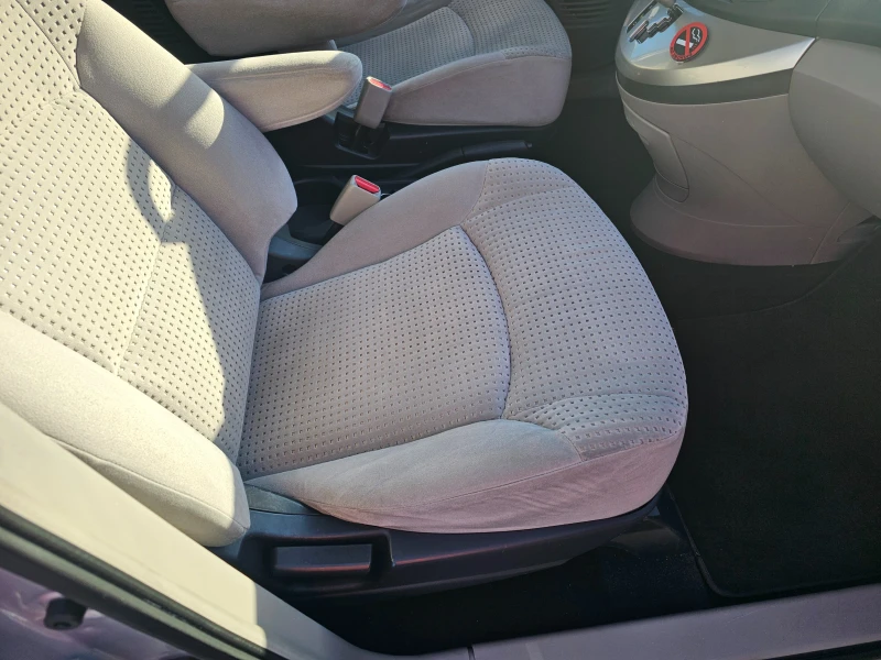 Mitsubishi Grandis 2.4I AUTOMAT, снимка 7 - Автомобили и джипове - 50337067