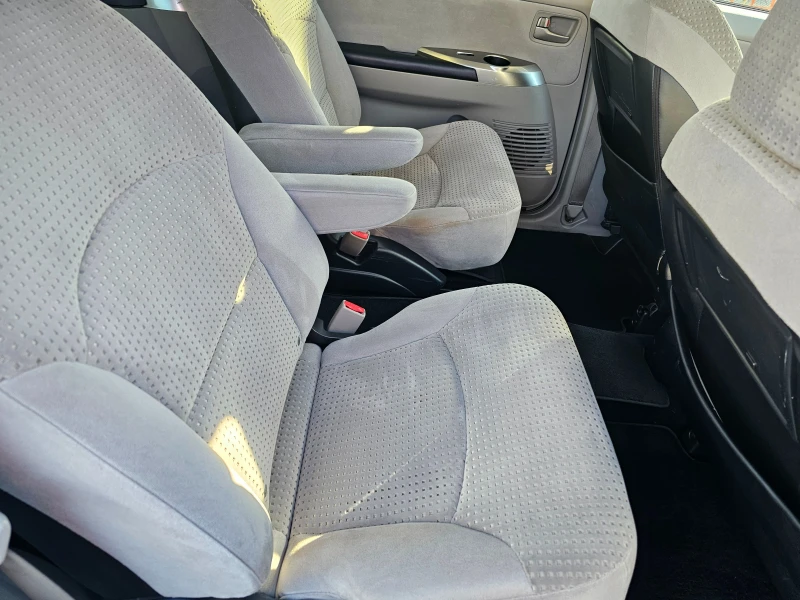 Mitsubishi Grandis 2.4I AUTOMAT, снимка 8 - Автомобили и джипове - 50337067