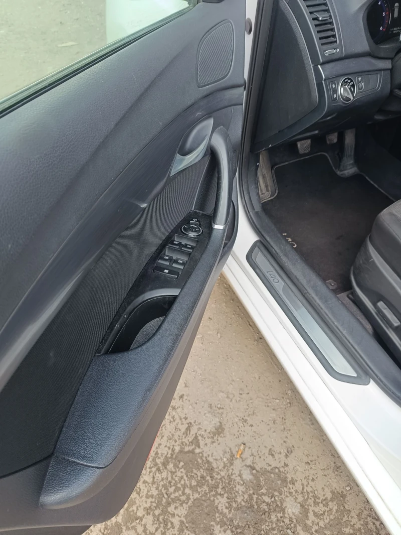 Hyundai I40 1.7 CRDI , снимка 9 - Автомобили и джипове - 51389433