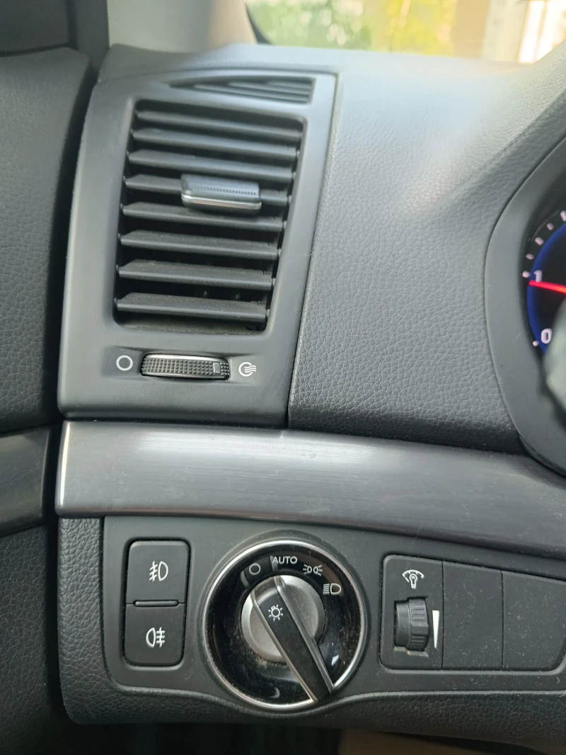 Hyundai I40 1.7 CRDI , снимка 11 - Автомобили и джипове - 51389433