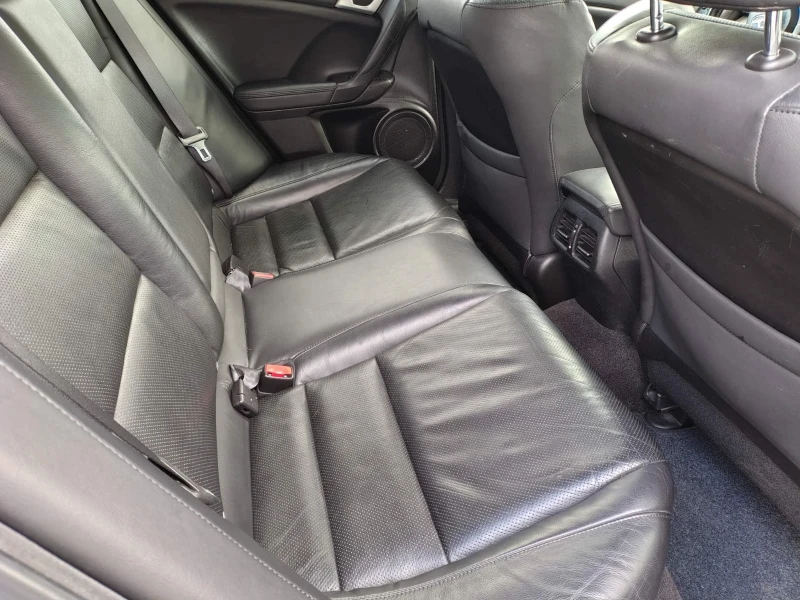 Honda Accord Нов внос Швейцария! Exclusive 2.4, снимка 7 - Автомобили и джипове - 52699299