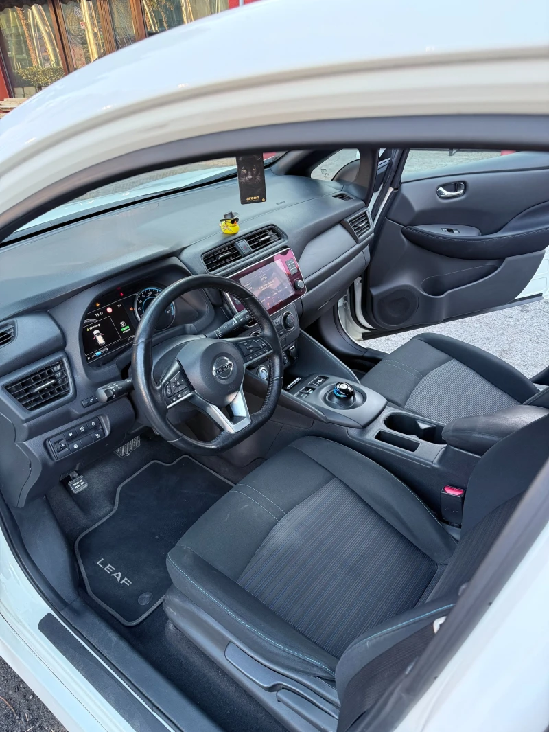 Nissan Leaf  62 kWh e+ Acenta Limousine, снимка 5 - Автомобили и джипове - 52837640