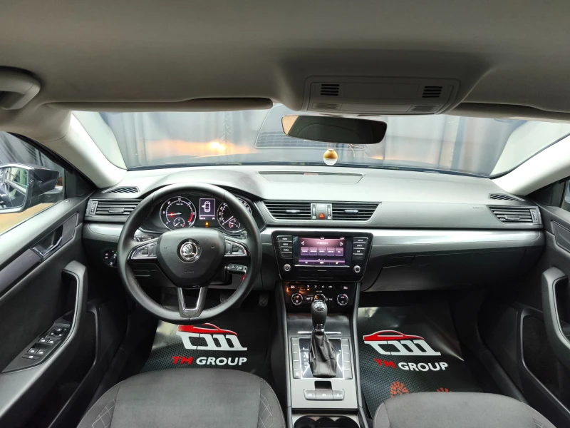 Skoda Superb 2.0TDI Automatic 150k.c E6B, снимка 14 - Автомобили и джипове - 52943391