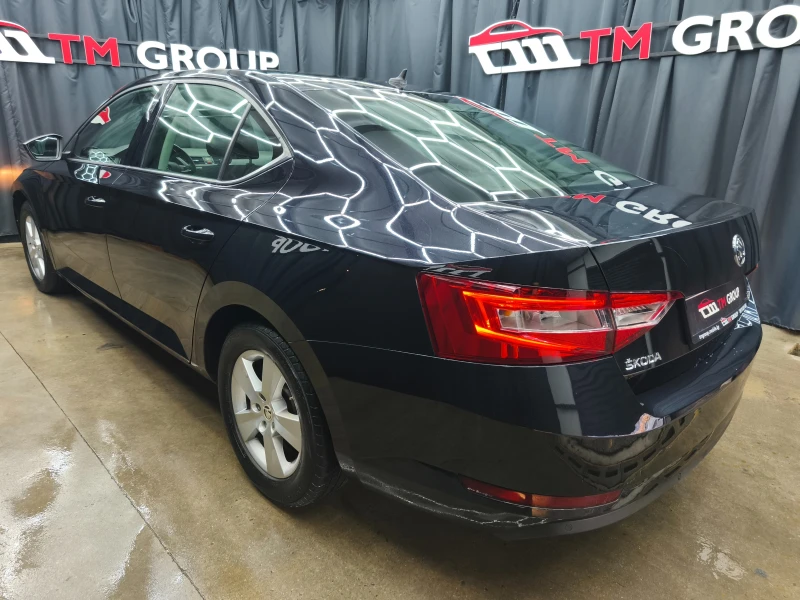 Skoda Superb 2.0TDI Automatic 150k.c E6B, снимка 6 - Автомобили и джипове - 52943391