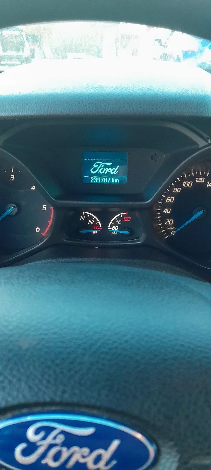 Ford Connect 1.5TDCI, снимка 6 - Автомобили и джипове - 48678118