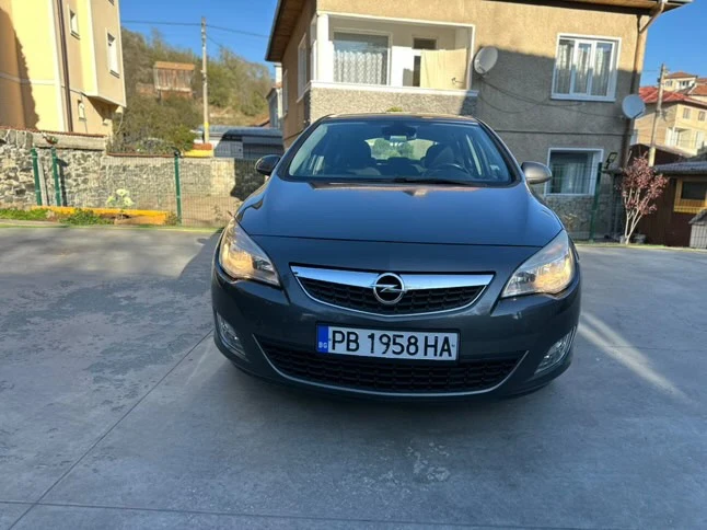 Opel Astra J