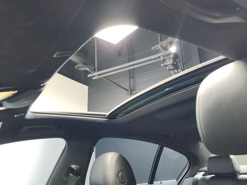 BMW 530 2.0 Automatic, снимка 15 - Автомобили и джипове - 55475577