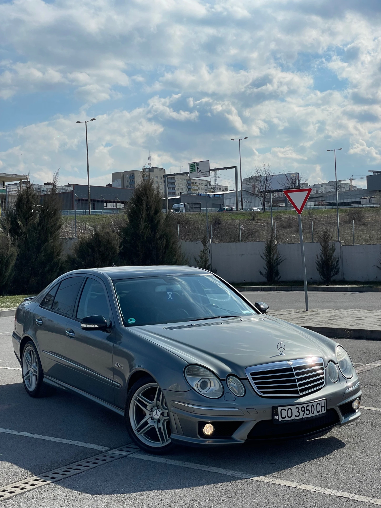 Mercedes-Benz E 320 V6 Face * AMG OPTIC - изображение 3