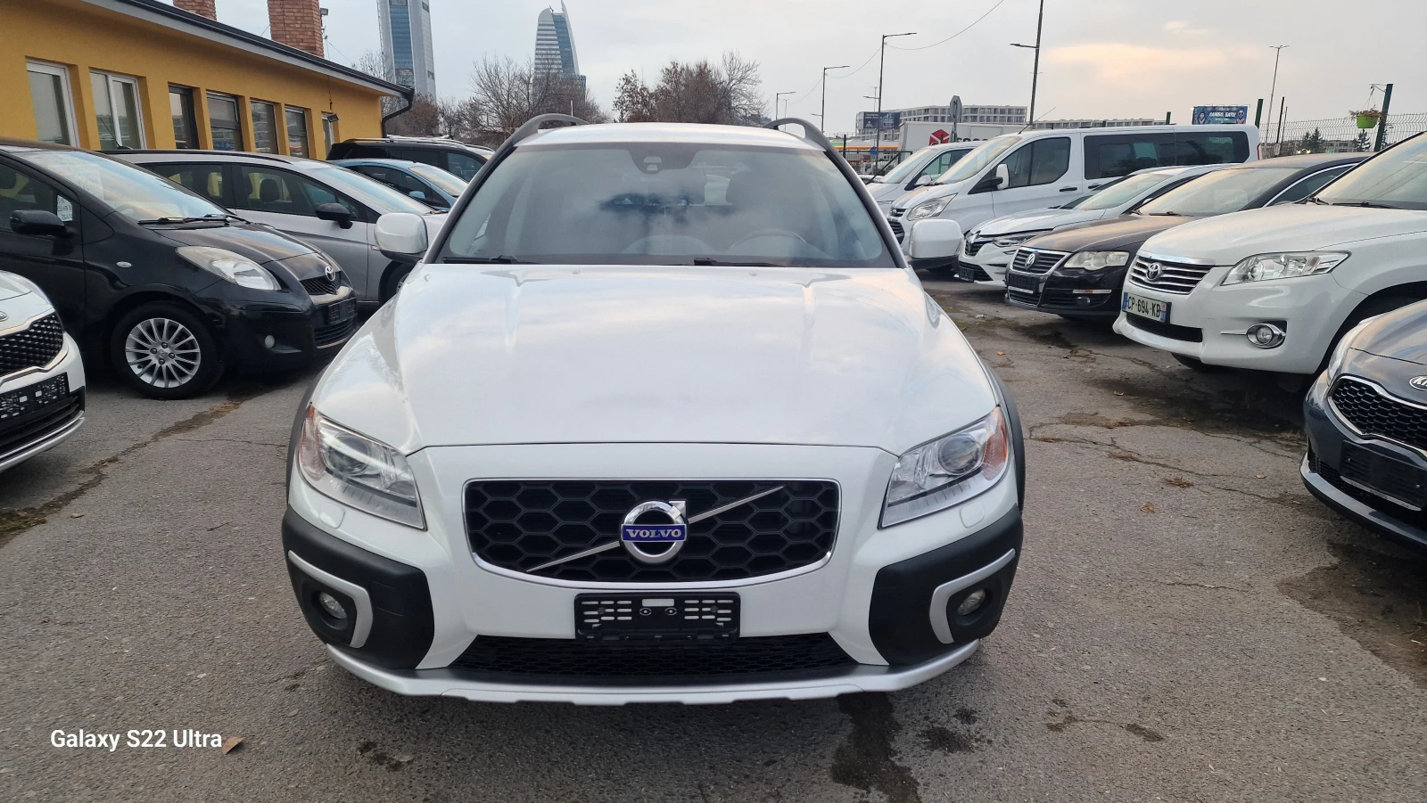 Volvo Xc70 2.4 AWD D4 - изображение 2