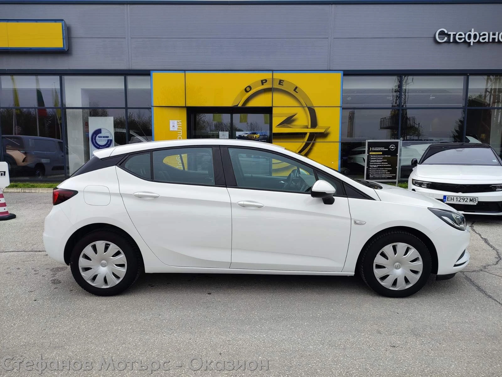 Opel Astra Enjoy 5DR 1.4 Turbo (125hp) MT6 - изображение 5