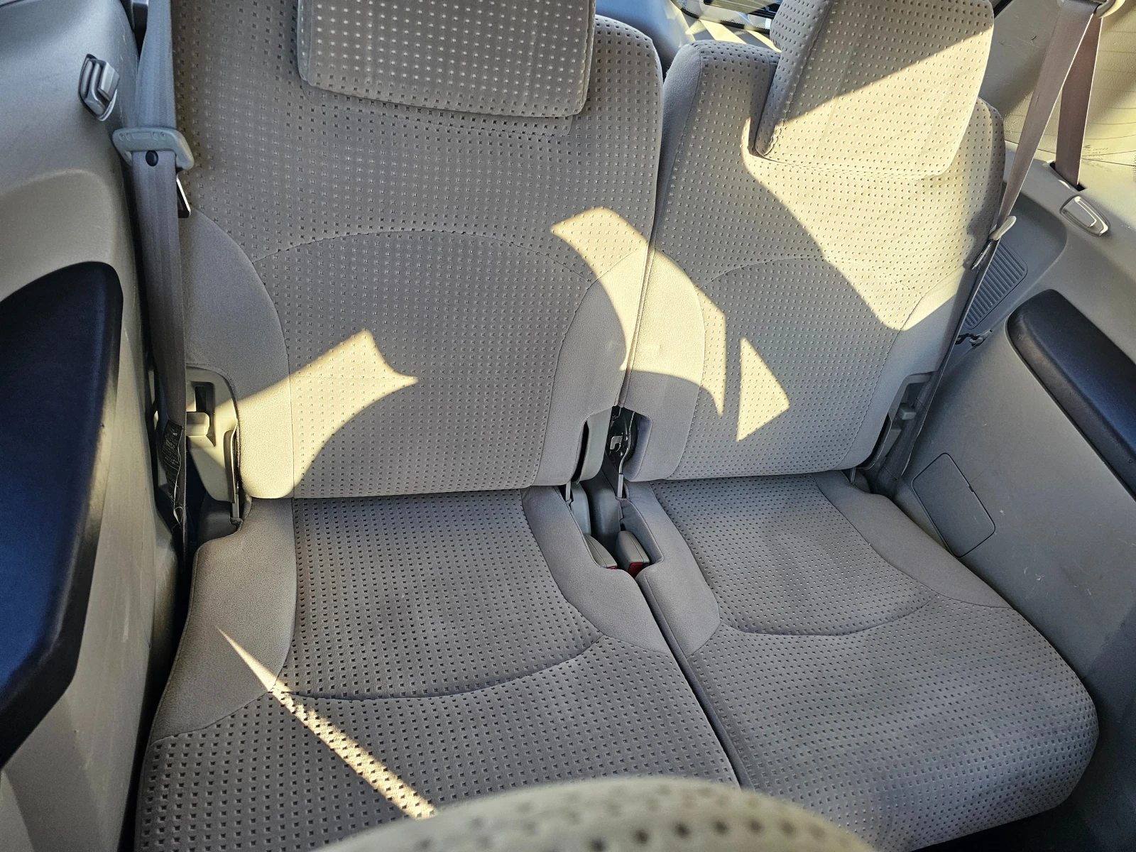 Mitsubishi Grandis 2.4I AUTOMAT - изображение 9