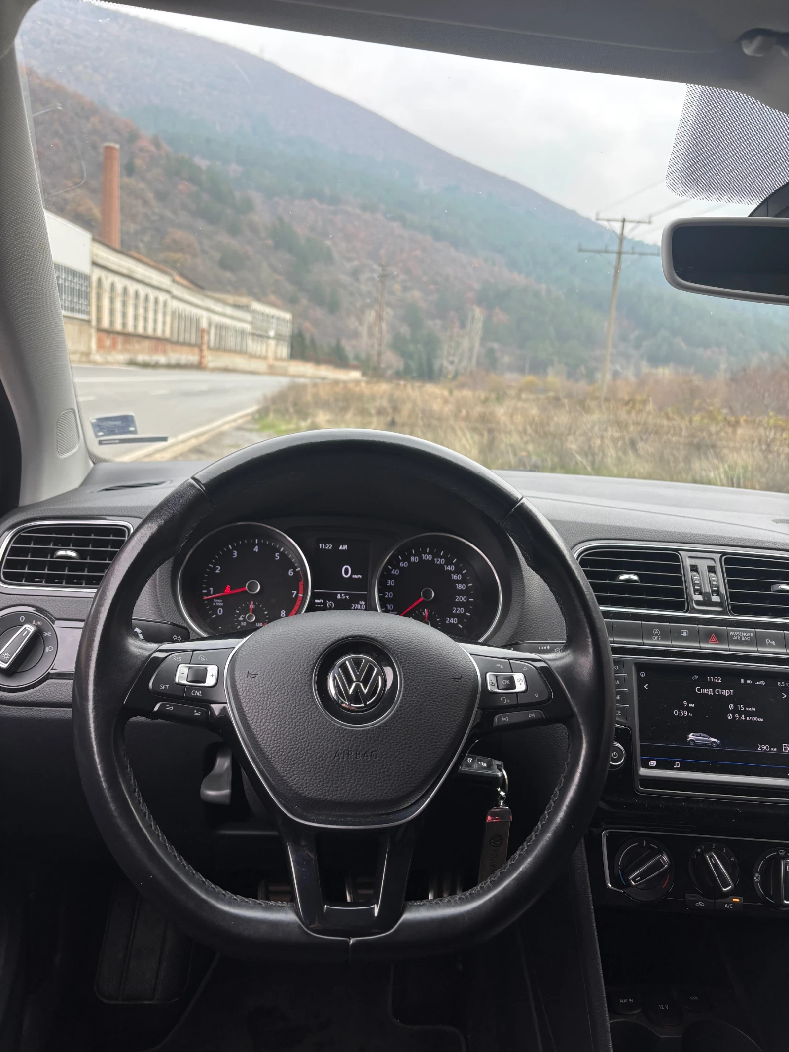VW Polo  - изображение 8