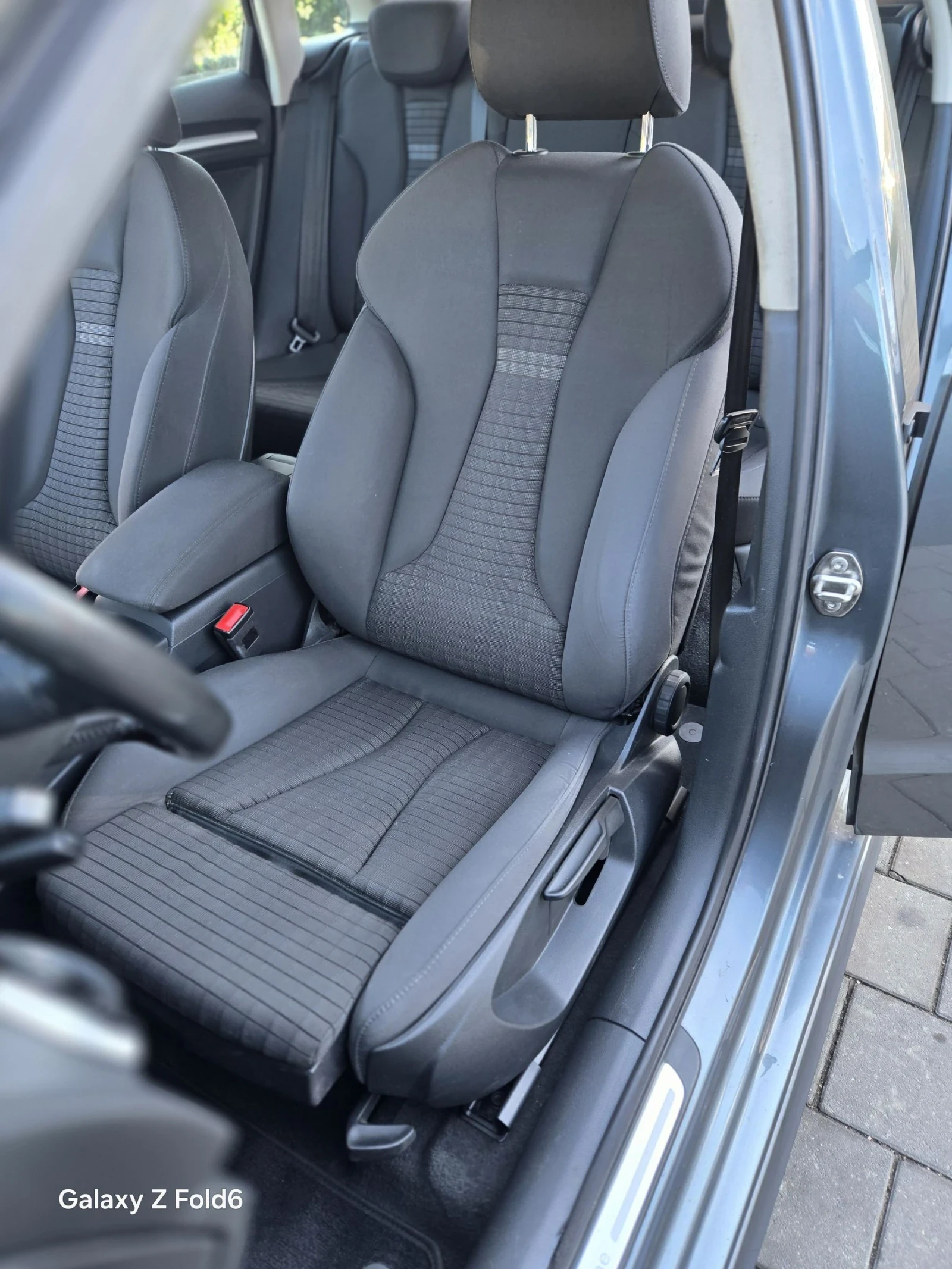 Audi A3 QUATTRO,  S-Line, Drive select, сервизна история  - изображение 7