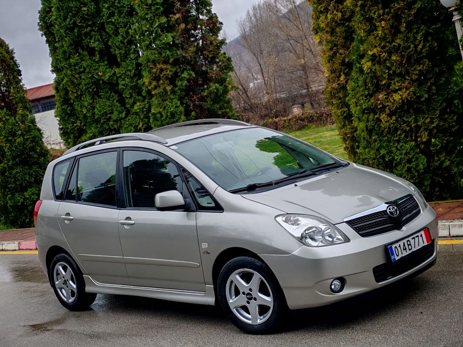 Toyota Corolla verso 2.0D4D(90)* COMFORT-EDITION * НОВ ВНОС*  - изображение 9