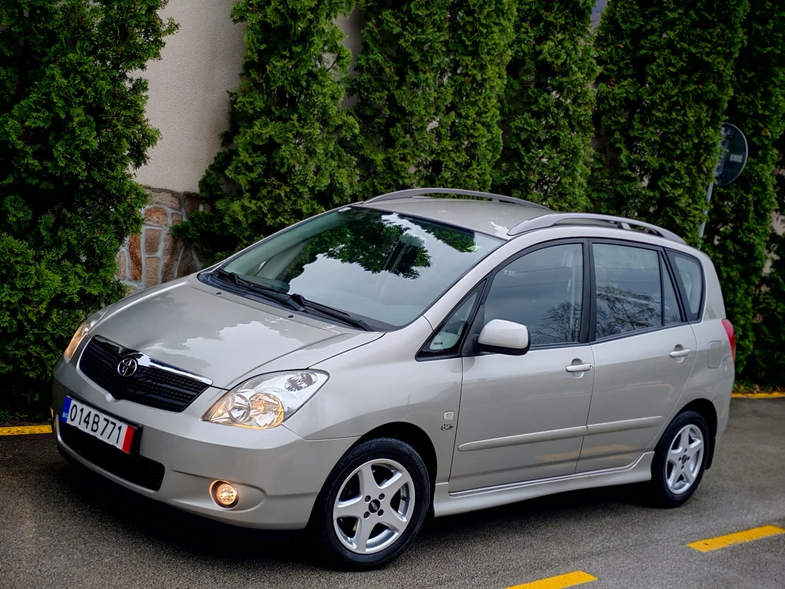 Toyota Corolla verso 2.0D4D(90)* COMFORT-EDITION * НОВ ВНОС*  - изображение 3