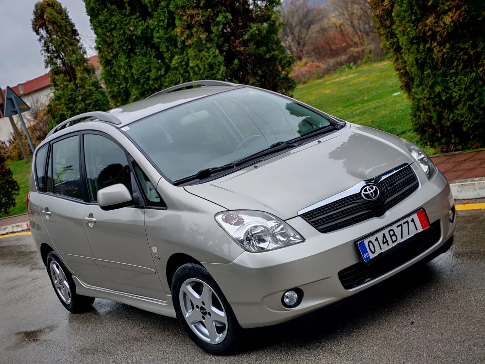 Toyota Corolla verso 2.0D4D(90)* COMFORT-EDITION *  *  | Mobile.bg   1