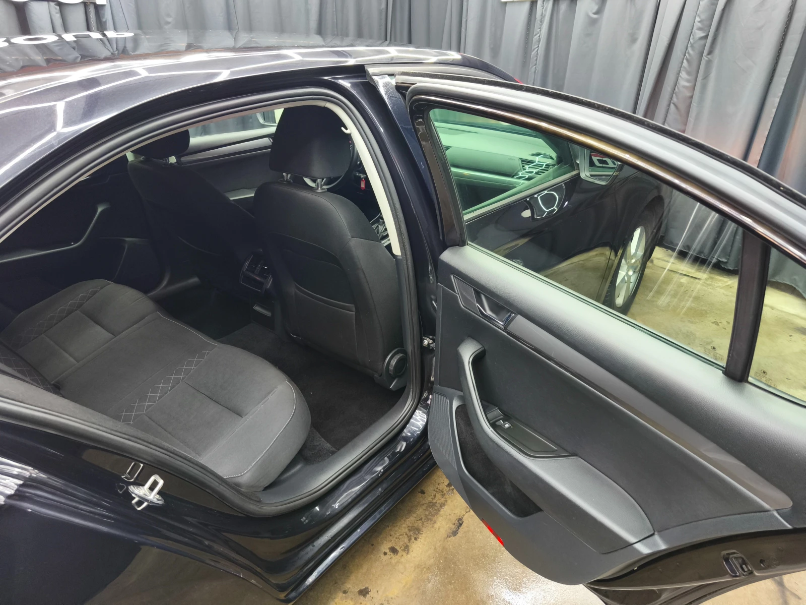 Skoda Superb 2.0TDI Automatic 150k.c E6B | Mobile.bg � ����������� 11