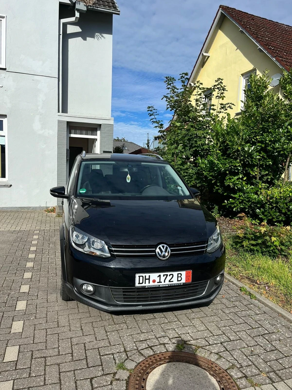 VW Touran CROSS | Auto.bg — изображение 1