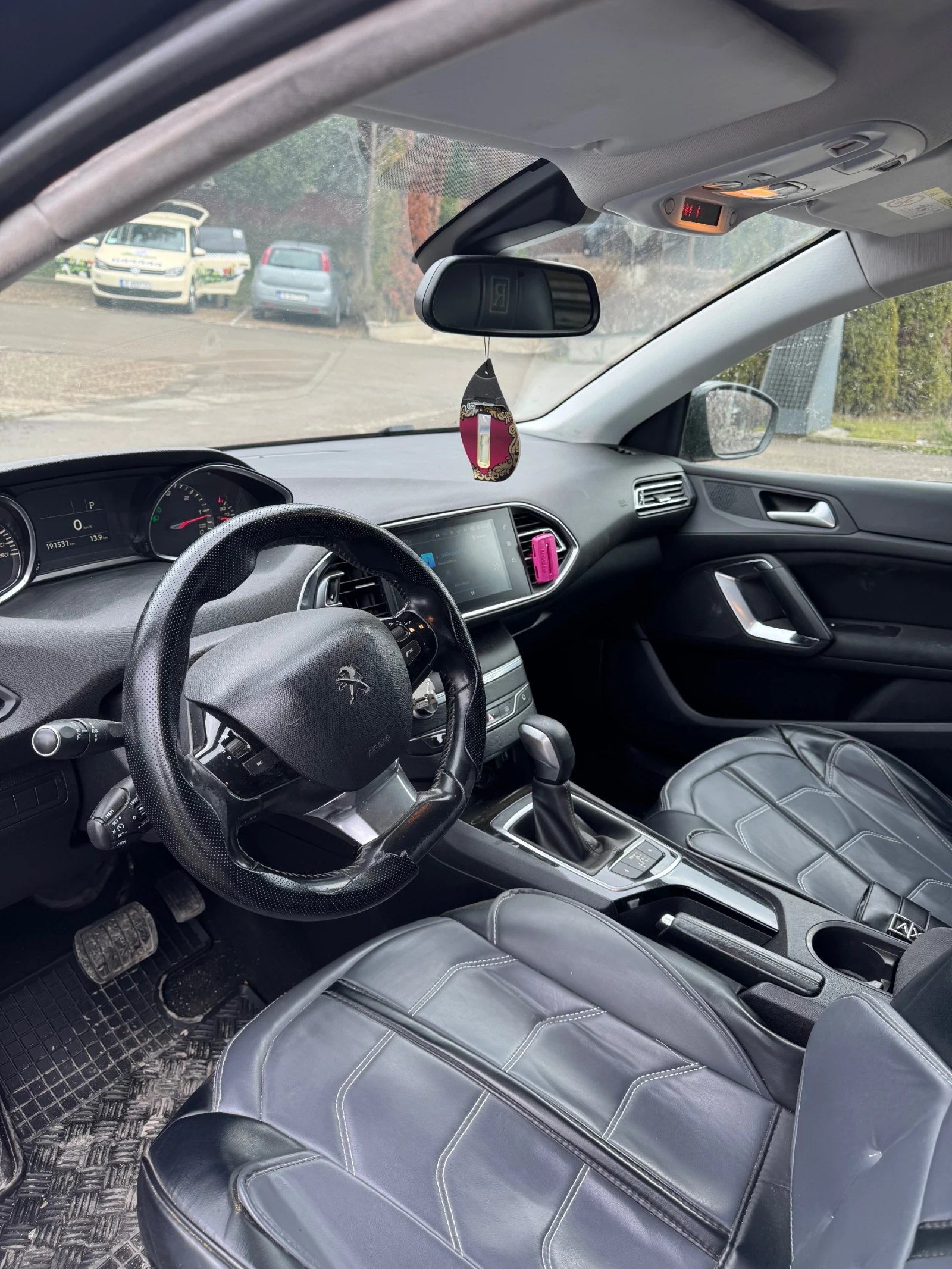Peugeot 308 1.6, снимка 7 - Автомобили и джипове - 54381162