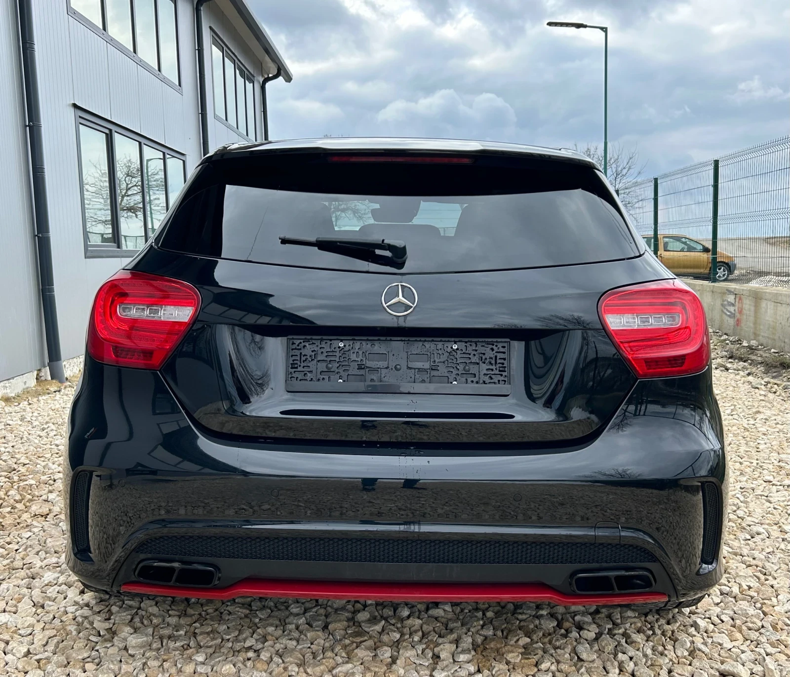 Mercedes-Benz A45 AMG 4Matic Sport 2015 , снимка 7 - Автомобили и джипове - 54948345