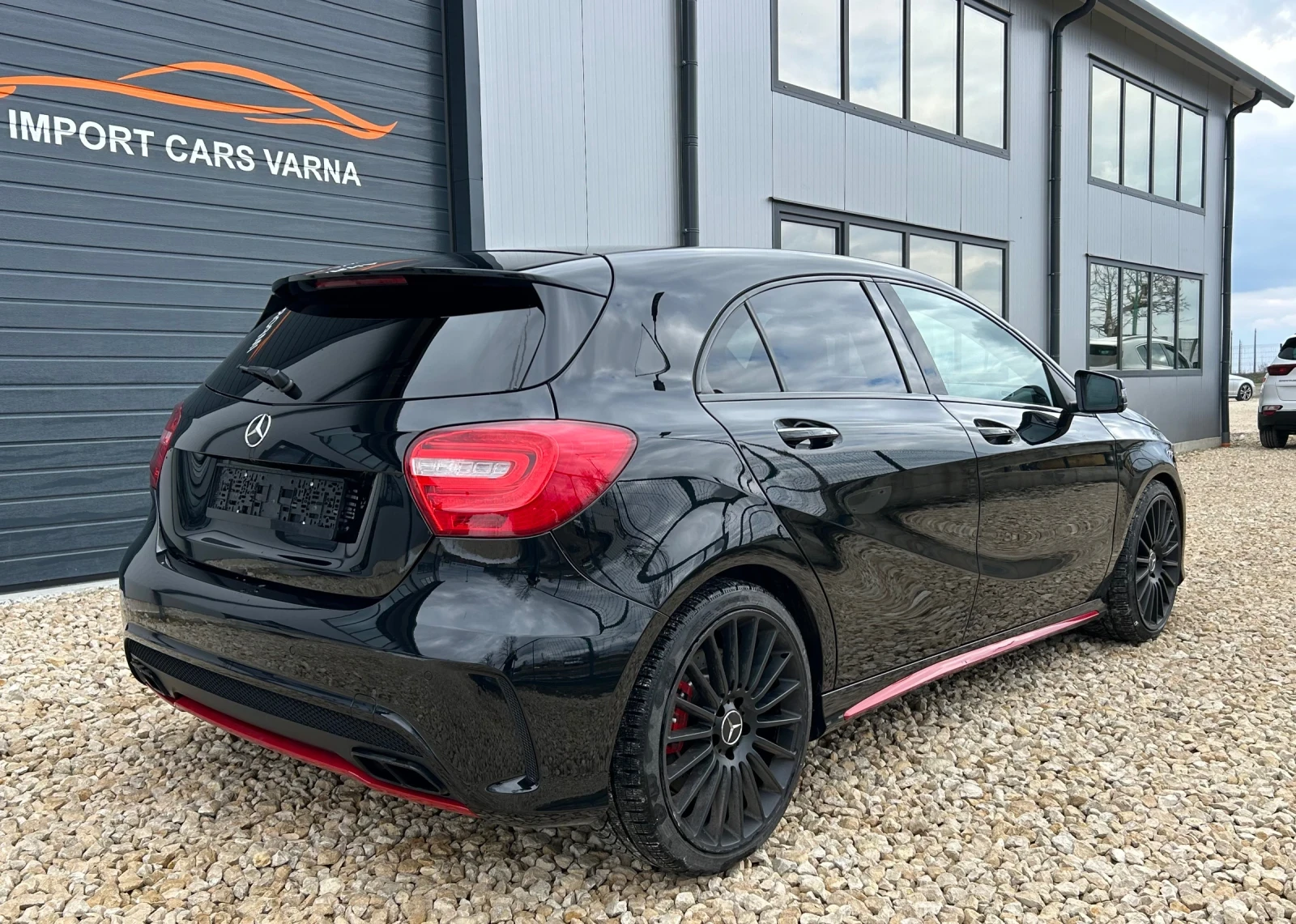 Mercedes-Benz A45 AMG 4Matic Sport 2015 , снимка 8 - Автомобили и джипове - 54948345