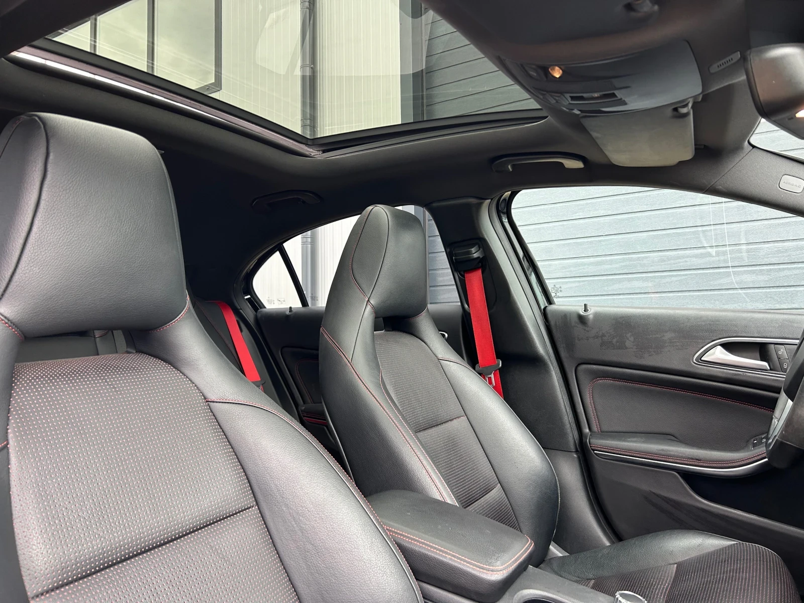 Mercedes-Benz A45 AMG 4Matic Sport 2015 , снимка 13 - Автомобили и джипове - 54948345