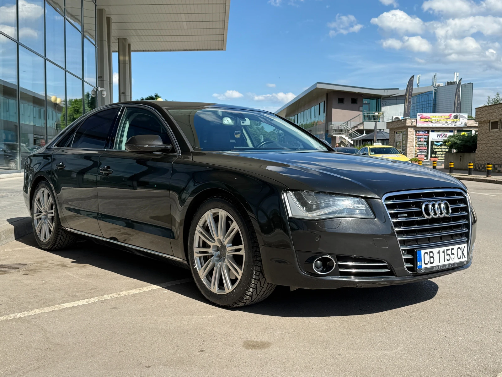 Audi A8 6 МЕСЕЦА ГАРАНЦИЯ/4.2TDI 351к.с. Всички Екстри, снимка 6 - Автомобили и джипове - 54958252