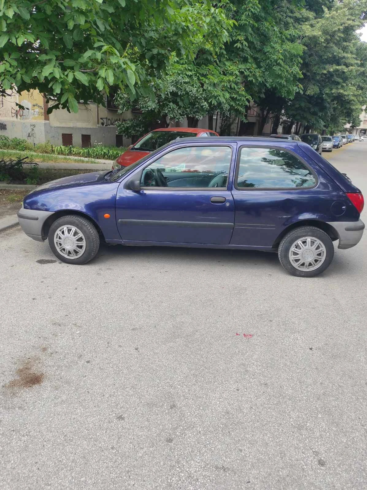 Mazda 121