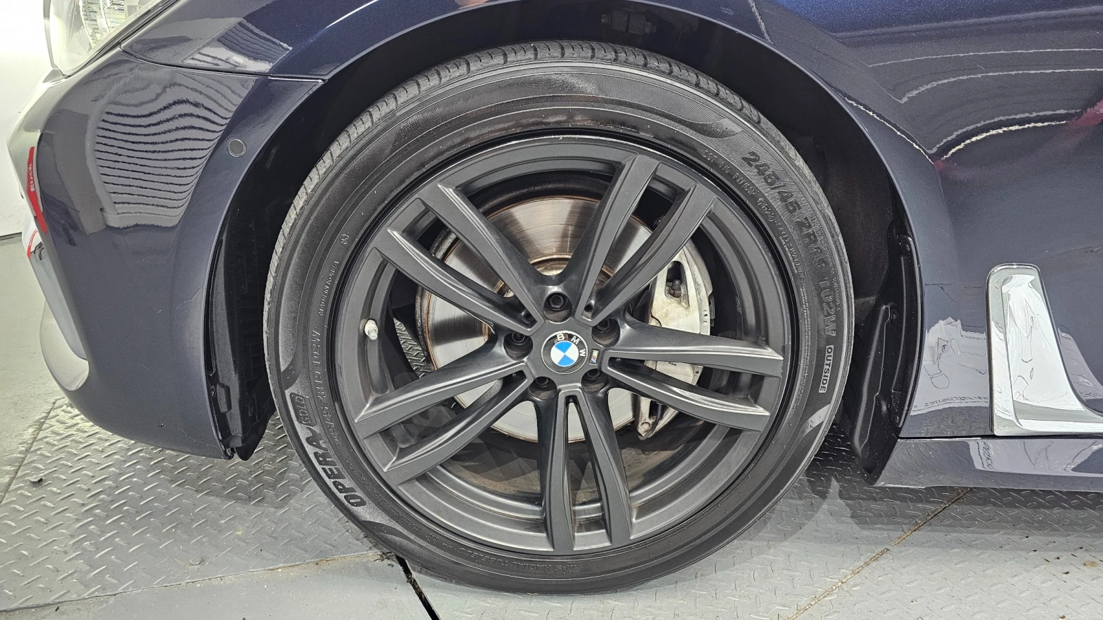 BMW 740 740Ld xDrive M Sport | HUD | 360  Камера | Massage, снимка 13 - Автомобили и джипове - 55105786