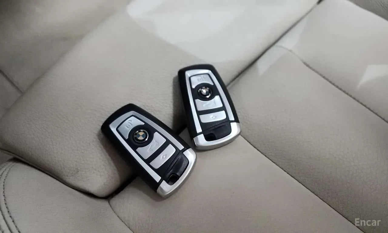 BMW 640 * 640d xDrive Gran Coupe * CARFAX * ЦЕНА ДО БГ, снимка 17 - Автомобили и джипове - 55499001