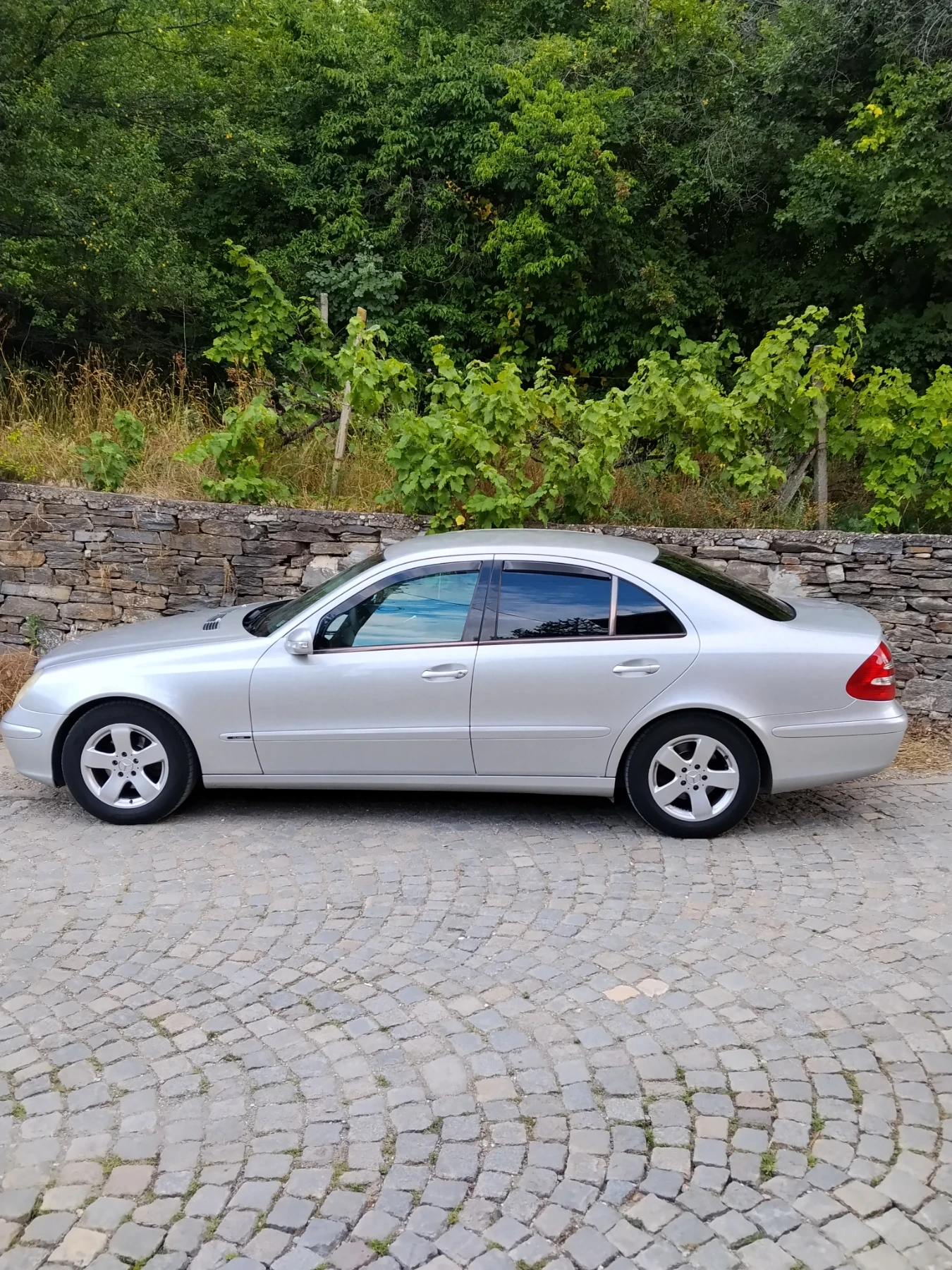 Mercedes-Benz E 220 2200 куб. 150к.с., снимка 5 - Автомобили и джипове - 55511645