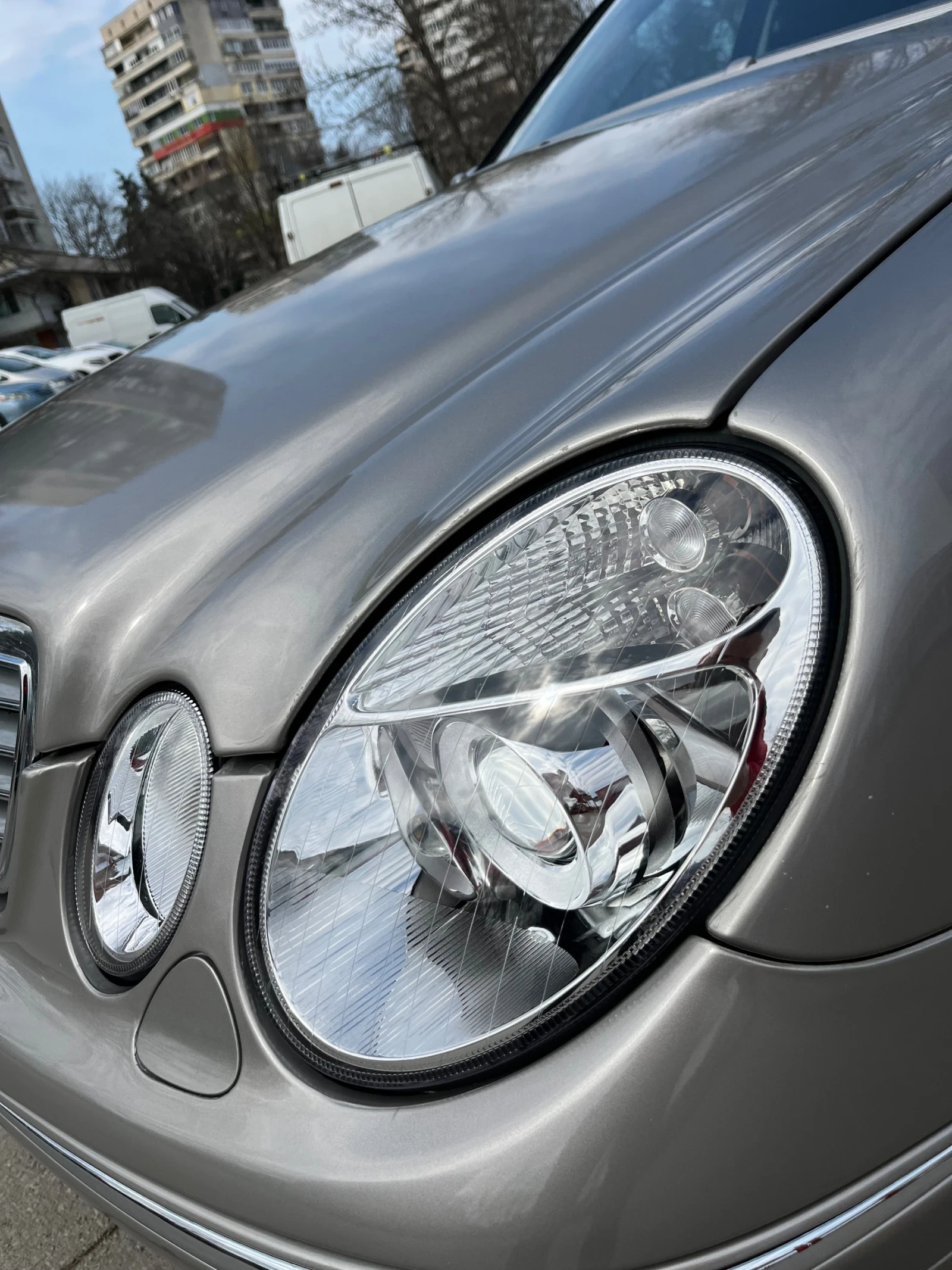 Mercedes-Benz E 320, снимка 3 - Автомобили и джипове - 55614256