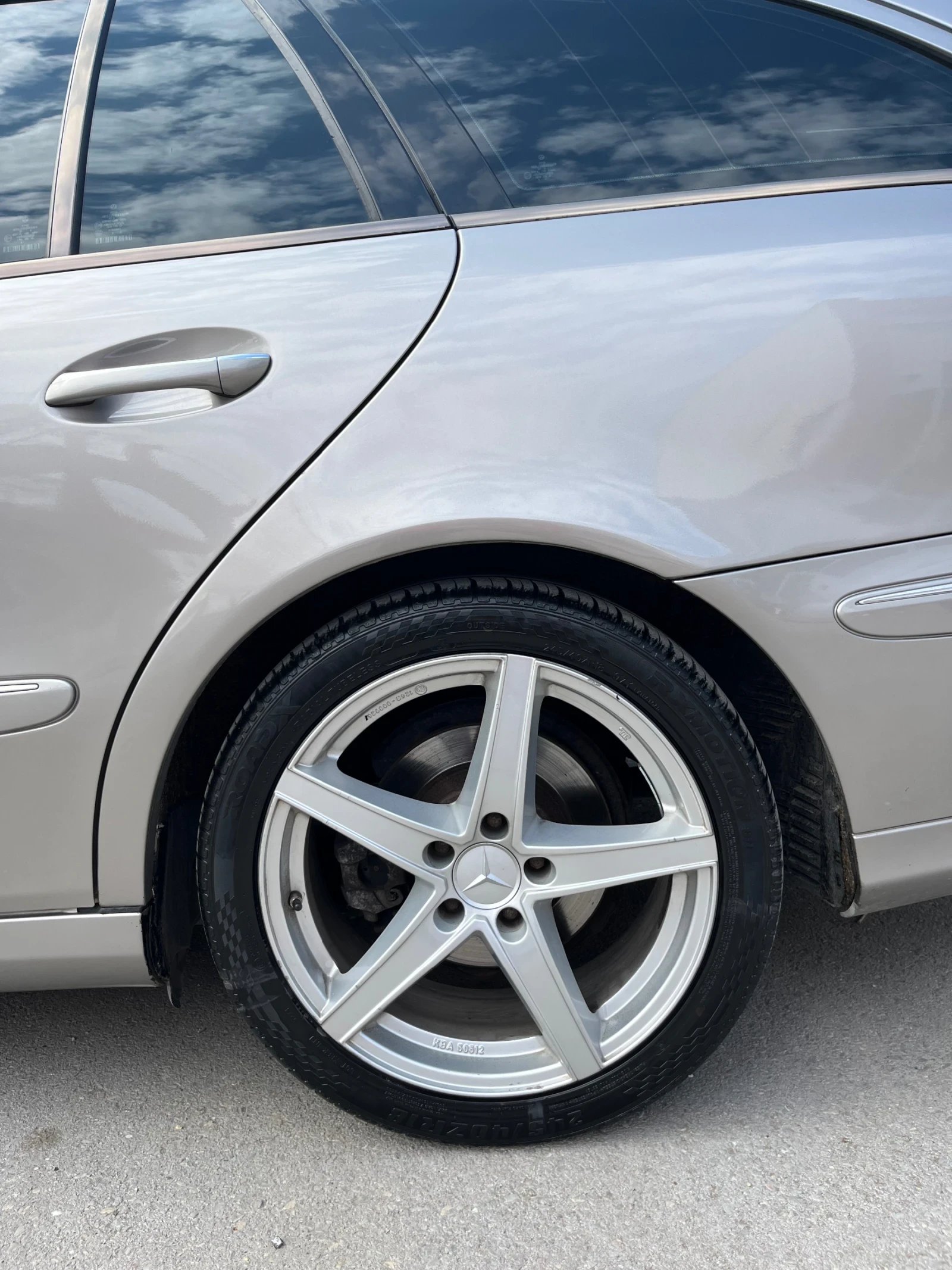 Mercedes-Benz E 320, снимка 15 - Автомобили и джипове - 55614256