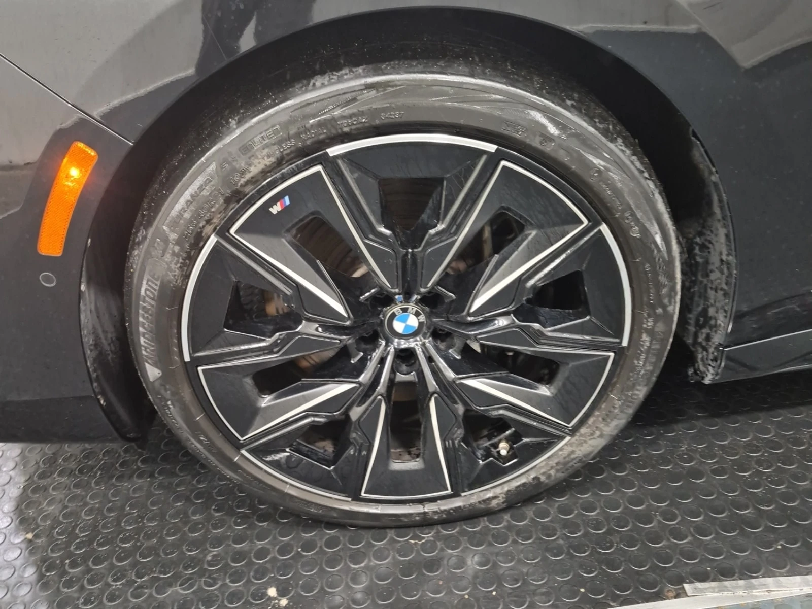 BMW i7 * XDRIVE60 * CARFAX * АВТОКРЕДИТ * , снимка 6 - Автомобили и джипове - 55884892