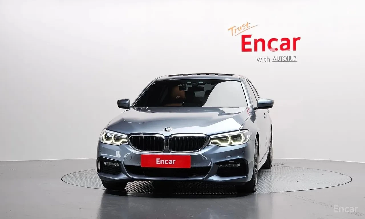 BMW 530 M Sport Package/ДИСТРОНИК/ПОДГРЕВ/ШИБЕДАХ/, снимка 3 - Автомобили и джипове - 55903425