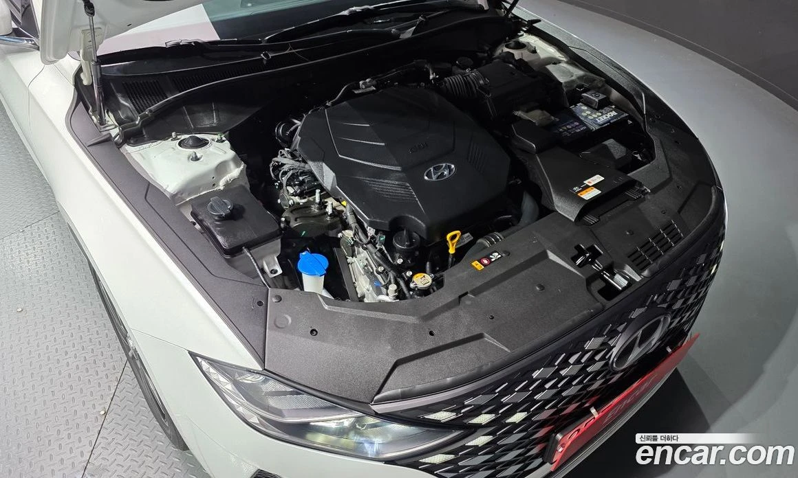 Hyundai Grandeur 3.3 Exclusice, снимка 6 - Автомобили и джипове - 56156014