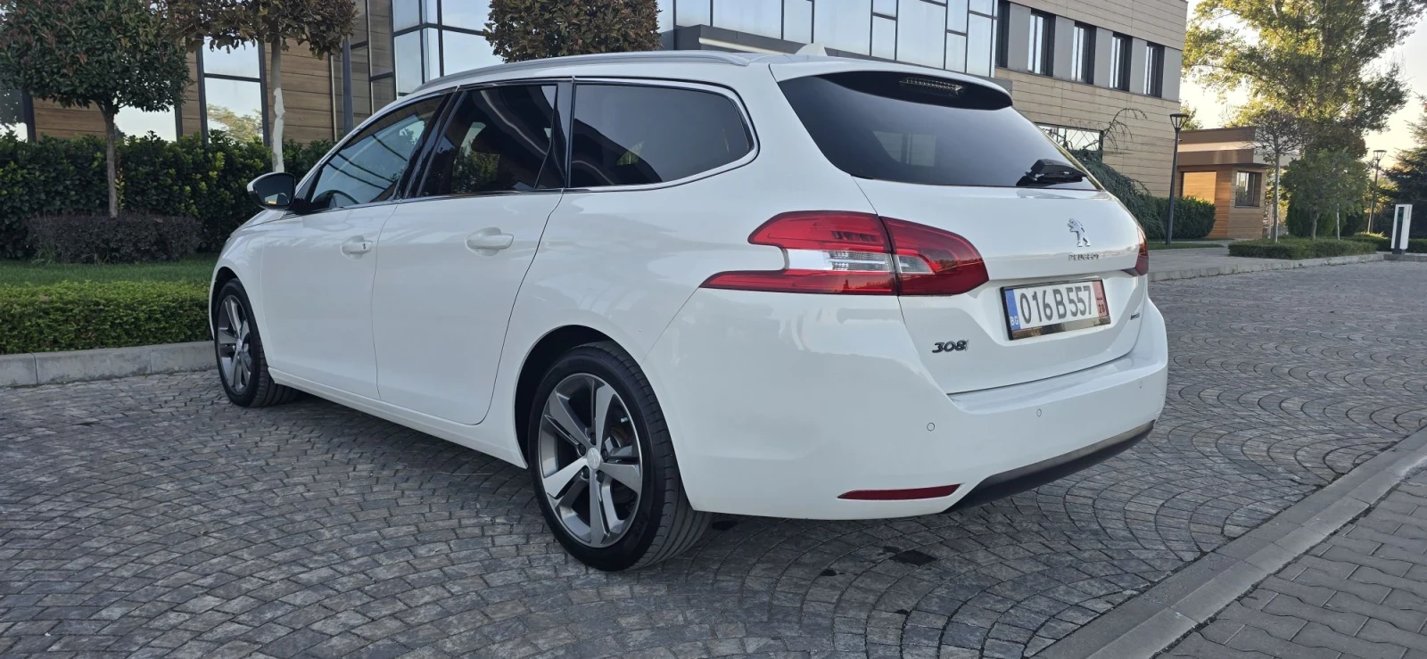 Peugeot 308 1.6 BLUEHDI* GT-LINE* 120�.�.* NAVI* LED* ������*  | Mobile.bg � ����������� 4