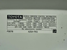 Toyota Rav4  Limited / 360 / PANO / NAVI / DIS / ПОДГРЕВИ , снимка 14