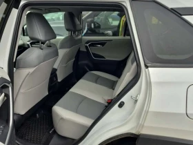 Toyota Rav4  Limited / 360 / PANO / NAVI / DIS / ПОДГРЕВИ  - 38750 € / 75788.41 лв. - 48734151 11