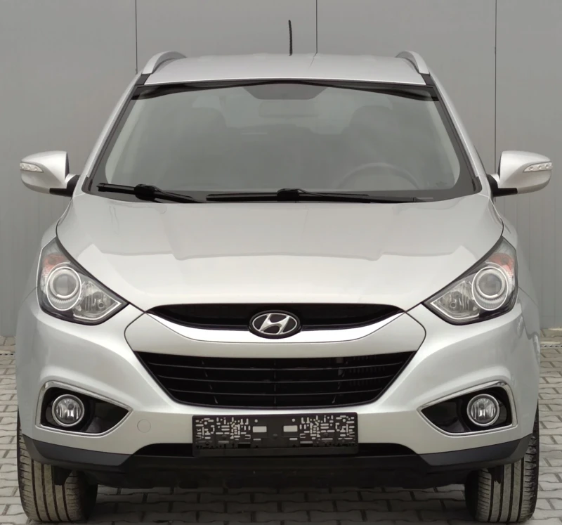 Hyundai IX35 2.0CRDI* 136к.с* 4WD* Premium Edition* , снимка 2 - Автомобили и джипове - 49059339