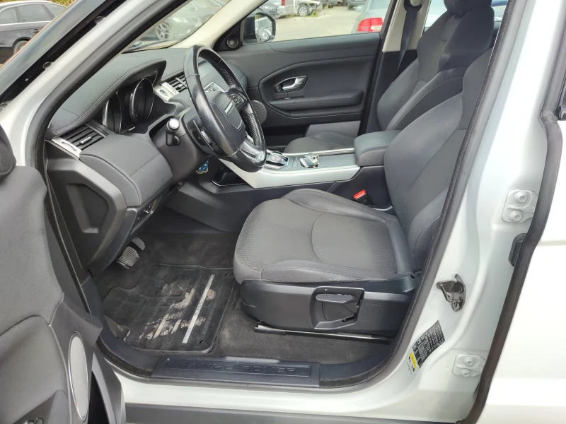 Land Rover Evoque, снимка 10 - Автомобили и джипове - 51679610