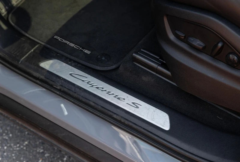 Porsche Cayenne S E-HYBRID PANO BOSE HEAD UP 360, снимка 9 - Автомобили и джипове - 51784197