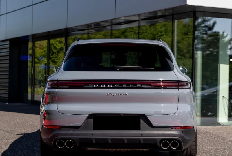 Porsche Cayenne S E-HYBRID PANO BOSE HEAD UP 360, снимка 3 - Автомобили и джипове - 51784197